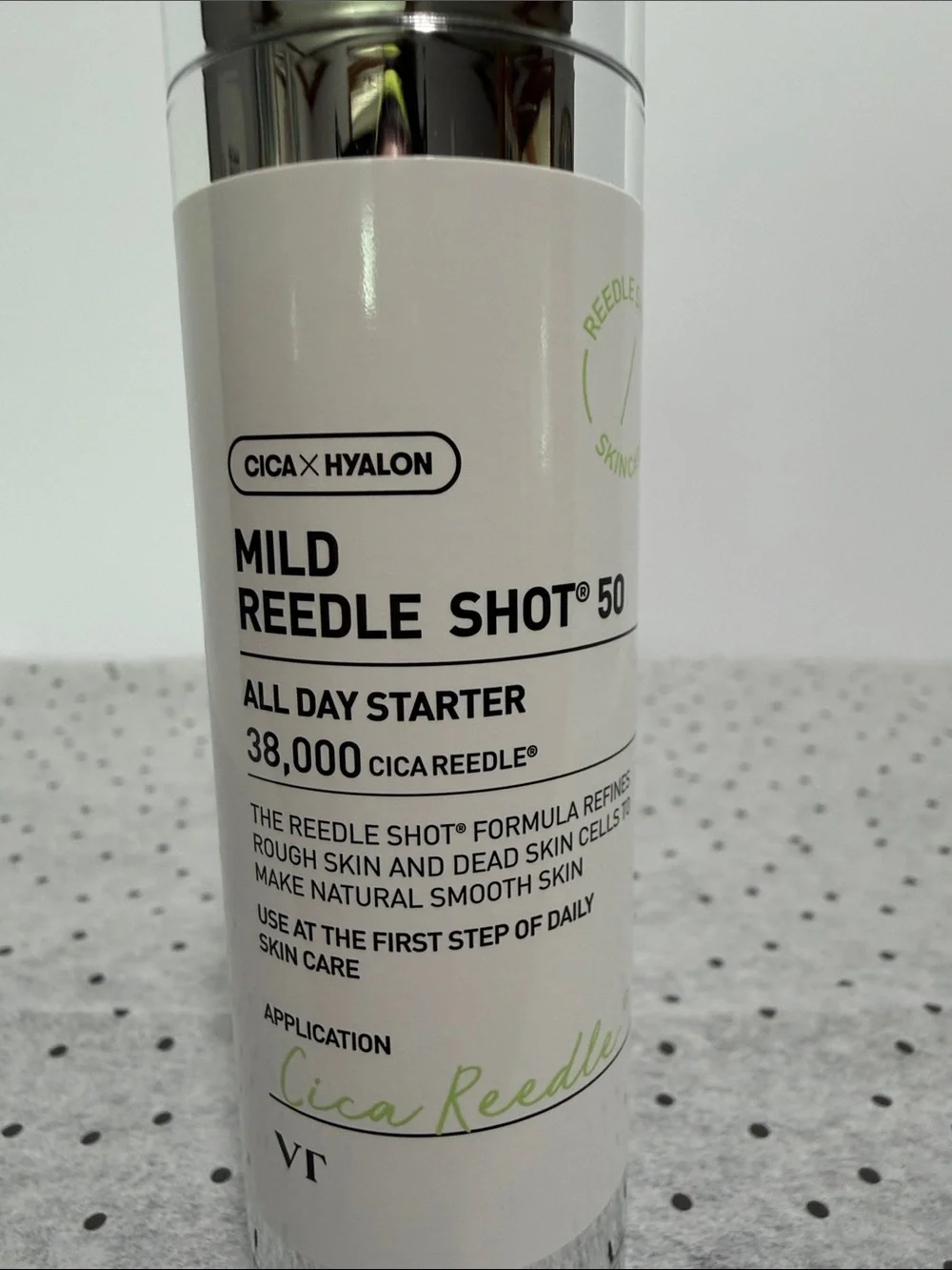 VT Cica x Hyalon Mild Reeedle Shot 50 —Moisturizer all day starter